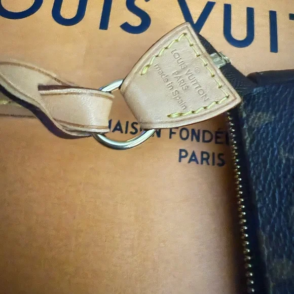Louis vuitton pochette accessories - Picture 10 of 17